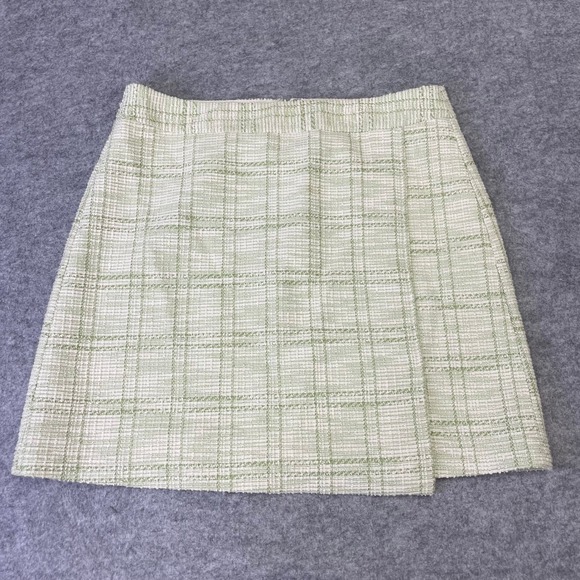 LOFT Outlet Dresses & Skirts - NEW LOFT Outlet Green White Plaid Tweed Mini Skirt Size 8 Boucle Wrap Style